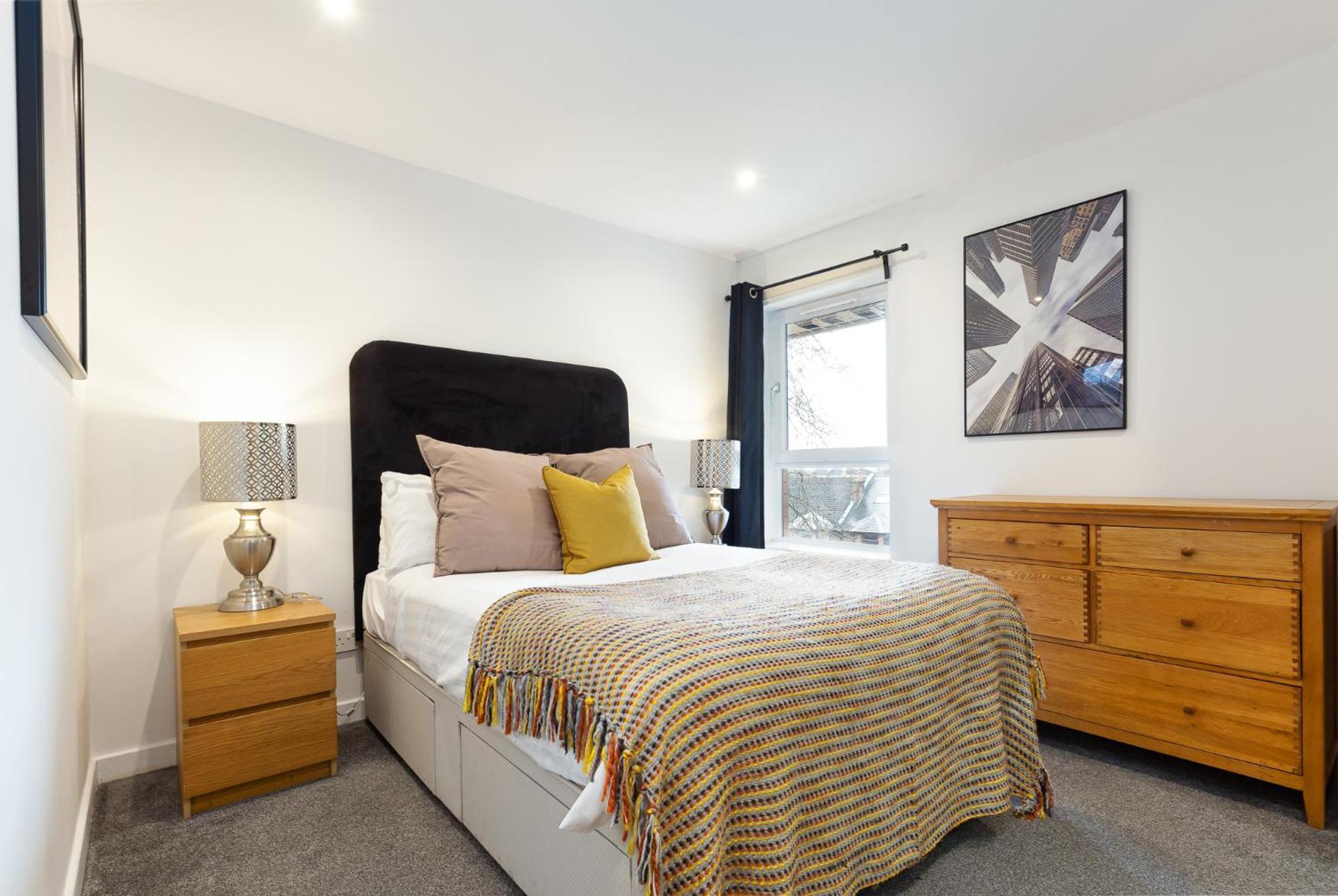 Modern 2 Bed Broompark/Central Apt. With Parking Glasgow Exterior foto